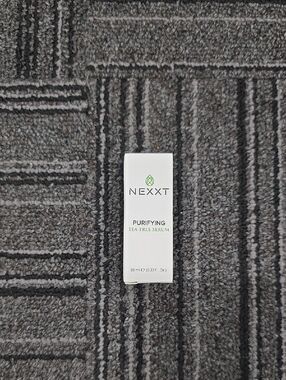 Purifying Tea Tree Serum - Green/White
